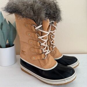 Sorel Tan Nubuck Black Fur-Trimmed Winter Boots